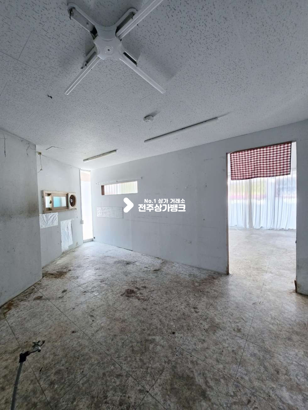 전북 전주덕진구 송천동2가 송천동 1층 빌라상가 내부깔끔 주위대단지들많아 미용업종,반찬집등 강력추천 월세 매물번호 15783 사진 8