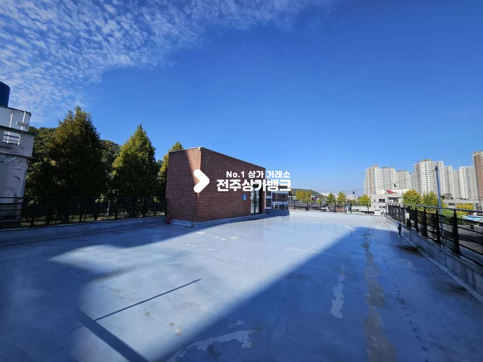 전북 전주완산구 다가동4가 객리단길 /천변조망에 넓은 옥상까지 월세 매물번호 15354 사진 10