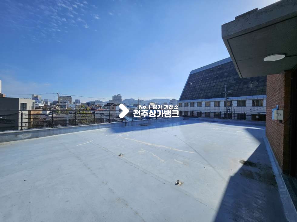 전북 전주완산구 다가동4가 객리단길 /천변조망에 넓은 옥상까지 월세 매물번호 15354 사진 12