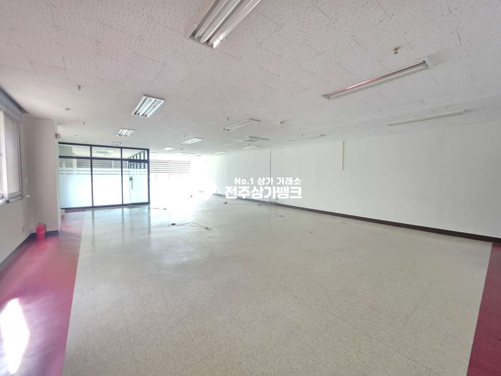 전북 전주완산구 효자동2가 ★신시가지 50평대상가 사무실 등 추천★ 월세 매물번호 16452 사진 3