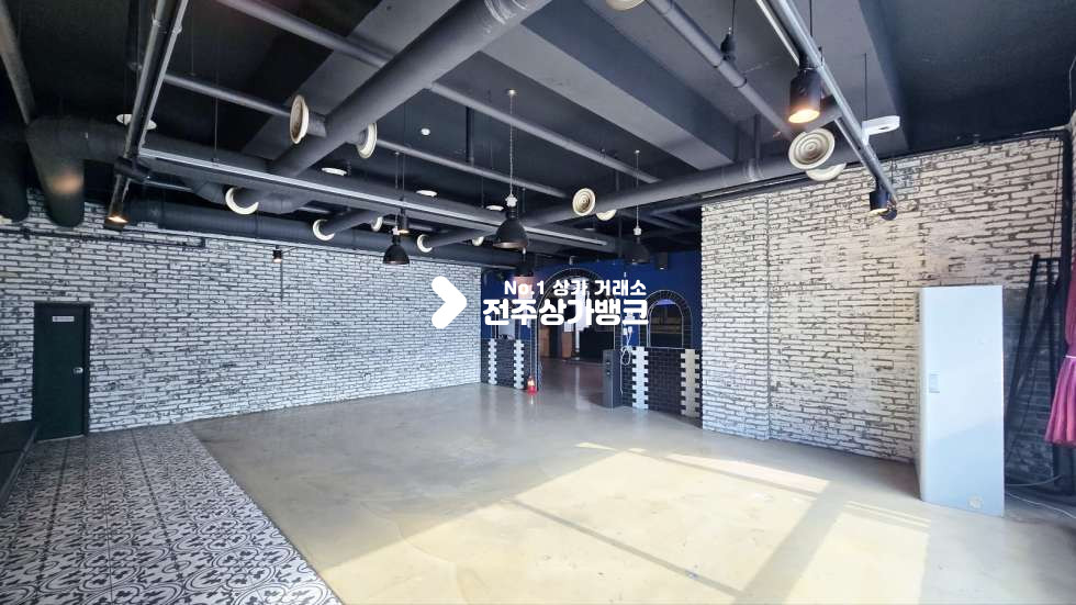 전북 전주완산구 효자동3가 신시가지 2층 음식점자리 내부깔끔하며 테라스까지있음 실내포차,레스토랑 강력추천 월세 매물번호 13729 사진 4