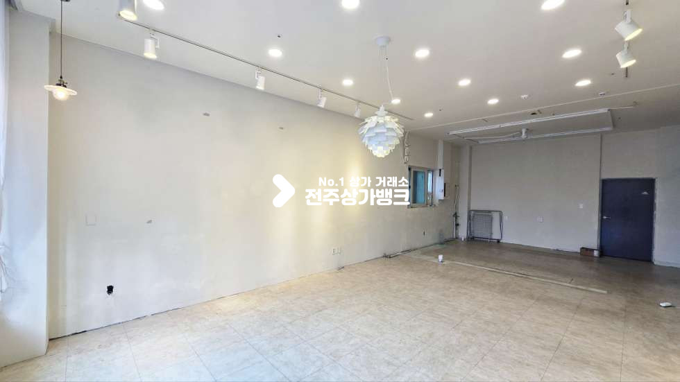 전북 전주덕진구 송천동2가 송천동 아파트,초등학교 낀 1층상가 카페 , 미용업종 강력추천 월세 매물번호 16554 사진 6