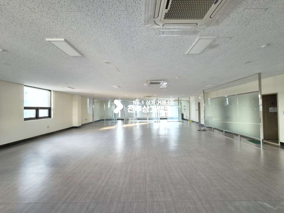 전북 전주완산구 효자동3가 ○효자동 농협은행 인근 3층상가. 사무실 추천○ 월세 매물번호 16585 사진 7