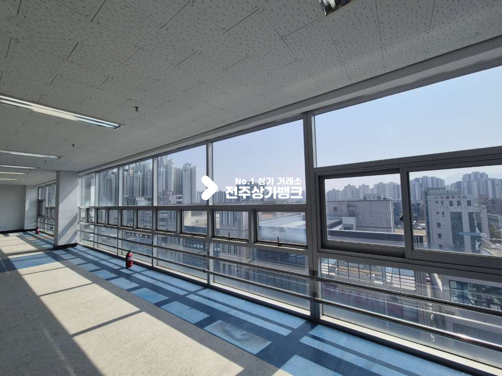 전북 전주완산구 효자동2가 ○효자동 롯데마트 인근 대형평수사무실 ○ 월세 매물번호 15759 사진 3