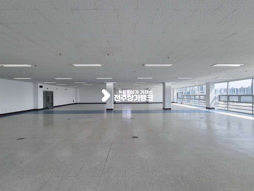 전북 전주완산구 효자동2가 ○효자동 롯데마트 인근 대형평수사무실 ○ 월세 매물번호 15759 사진 9
