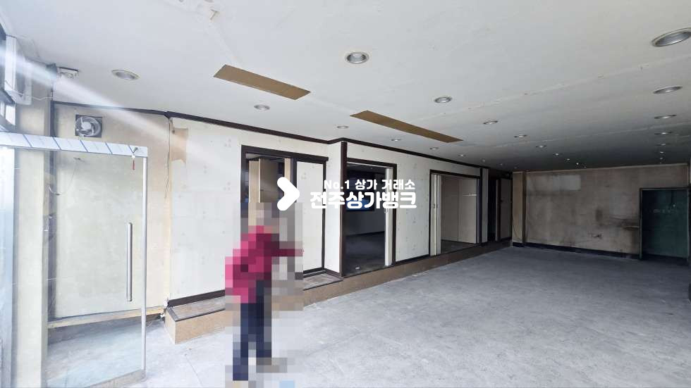 전북 전주완산구 서신동 서신동 유동인구 많은 1층 상가 임대 내부룸시설 있음 임대조건협의가능 월세 매물번호 16591 사진 1