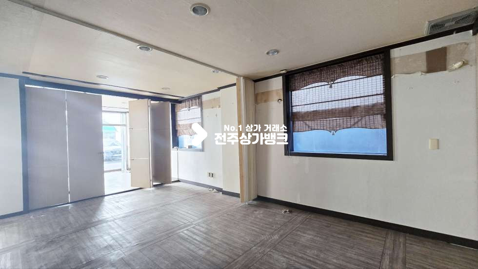 전북 전주완산구 서신동 서신동 유동인구 많은 1층 상가 임대 내부룸시설 있음 임대조건협의가능 월세 매물번호 16591 사진 5