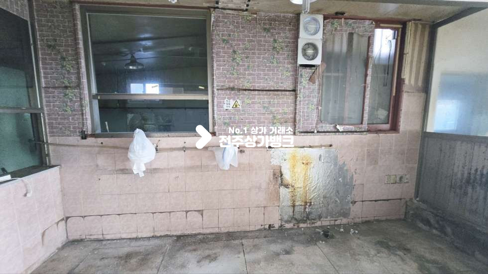 전북 전주완산구 서신동 서신동 유동인구 많은 1층 상가 임대 내부룸시설 있음 임대조건협의가능 월세 매물번호 16591 사진 7