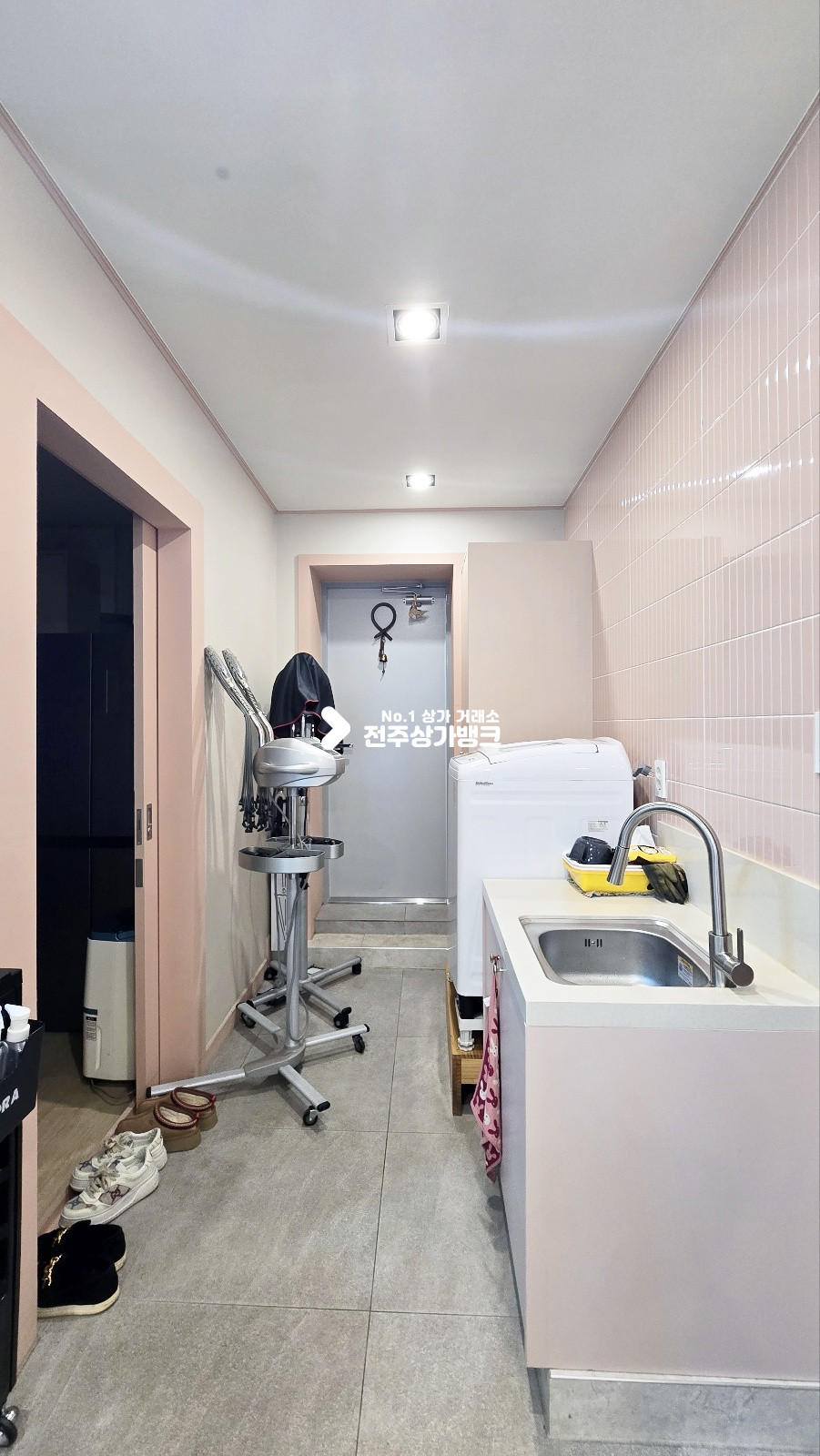 전북 전주완산구 서신동 서신동 깔끔 인테리어 미용실 양도양수 권리금 협의가능 월세 매물번호 16592 사진 9