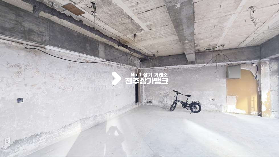 전북 전주완산구 서신동 서신동 1층 상가 미용,공방등으로 좋은자리 즉시입주가능 월세 매물번호 16593 사진 2