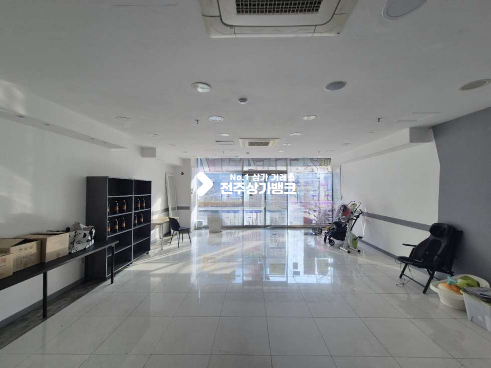 전북 전주완산구 효자동2가 ○효자동 롯데마트 인근 1층상가. 음식점 , 판매시설 추천○ 월세 매물번호 16600 사진 6