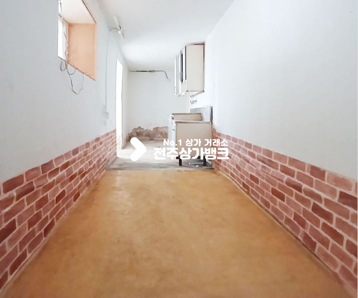 전북 전주완산구 중화산동2가 중화산 풍림아이원 후문앞. 무권리금. 가시성 좋은 1층상가. 편의점 추천 월세 매물번호 16569 사진 3