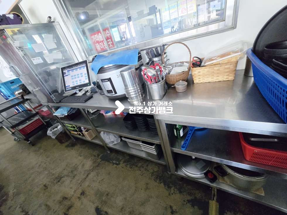 전북 전주완산구 효자동2가 롯데마트 부근 1층 대형음식점 ,전용주차장 완비 합리적인 권리금 즉시입주가능! 월세 매물번호 15778 사진 15