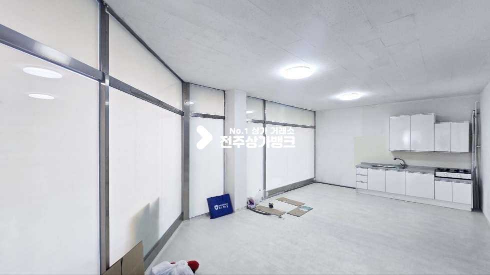 전북 전주완산구 서신동 서신동 저렴한가격 깔끔하게 쓸수있는 사무실임대 22평형 ! 월세 매물번호 16625 사진 1