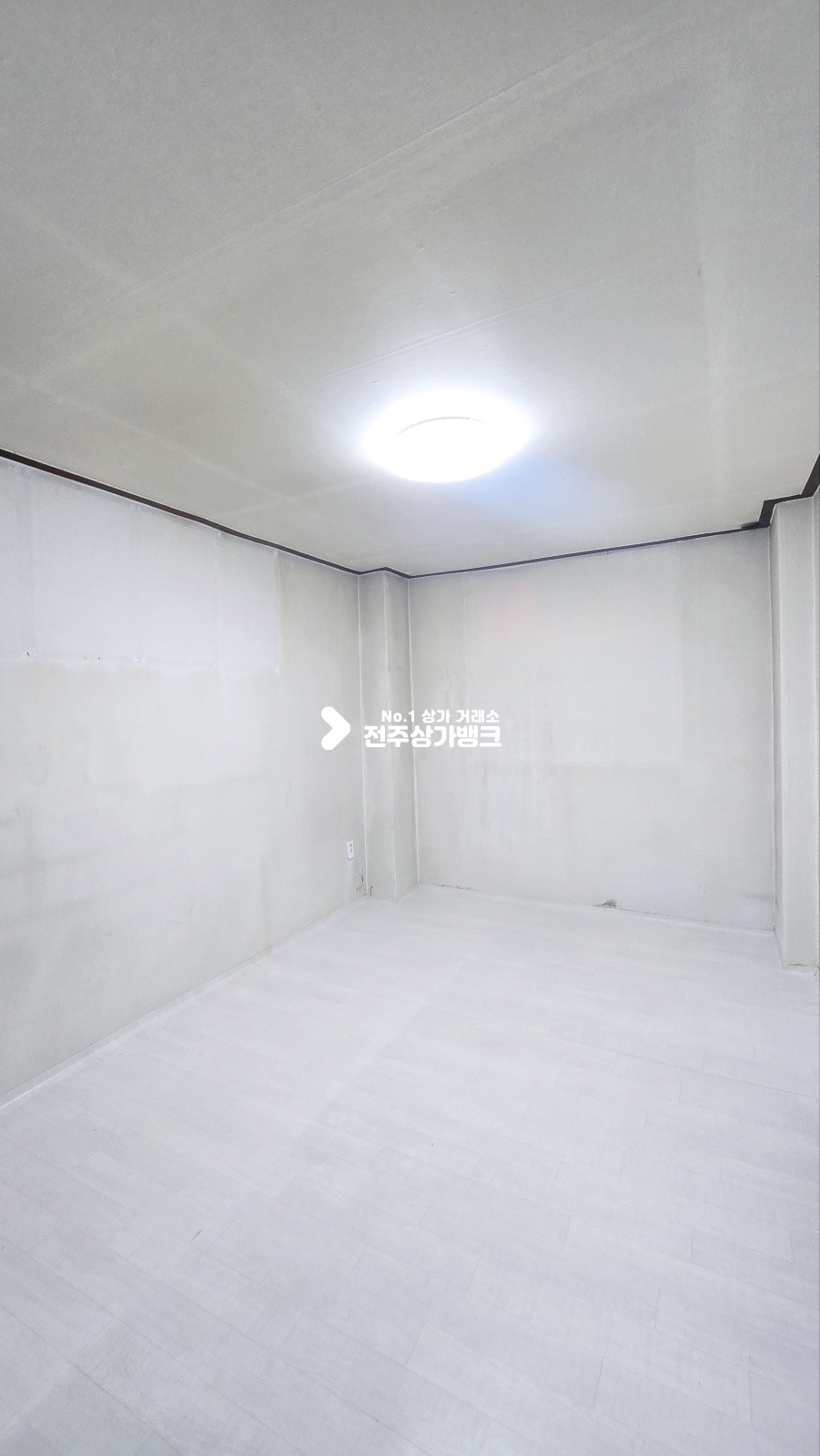 전북 전주완산구 서신동 서신동 저렴한가격 깔끔하게 쓸수있는 사무실임대 22평형 ! 월세 매물번호 16625 사진 6