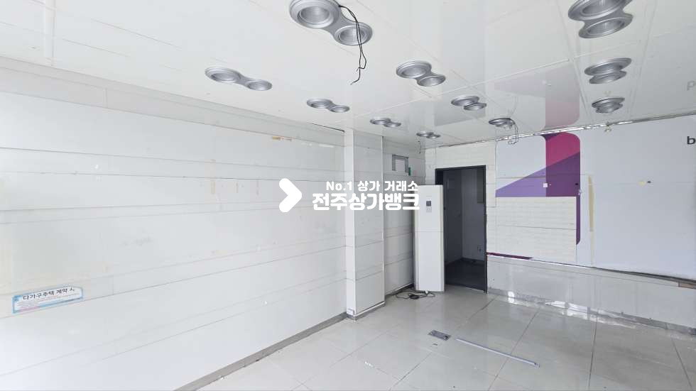 전북 전주덕진구 인후동1가 인후동1가 삼성스토어부근 판매점 강력추천자리 ! 즉시입주가능 월세 매물번호 16638 사진 1