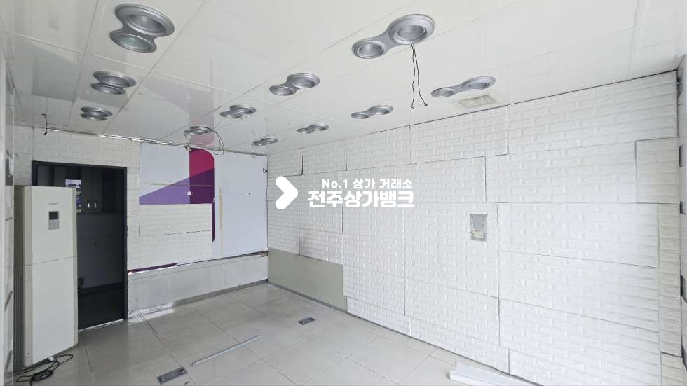 전북 전주덕진구 인후동1가 인후동1가 삼성스토어부근 판매점 강력추천자리 ! 즉시입주가능 월세 매물번호 16638 사진 2