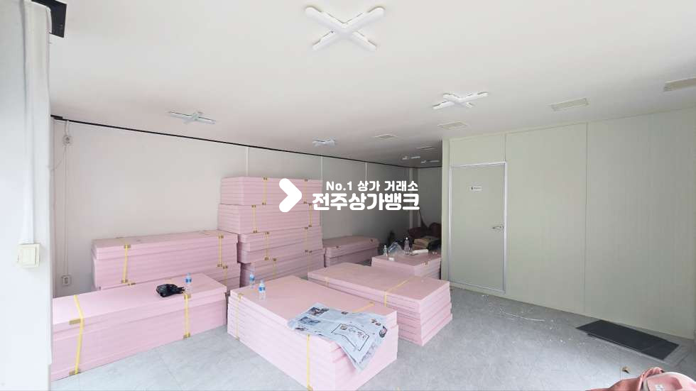 전북 전주덕진구 우아동3가 우아동3가 저렴한가격 18평 넒은 평수 내부깔끔 룸시설있음 즉시입주가능 월세 매물번호 16639 사진 3