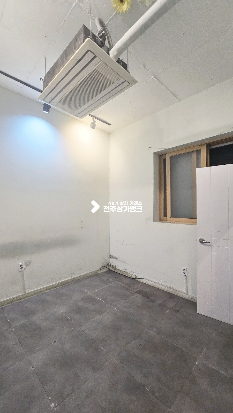 전북 전주완산구 서신동 서신동 유동인구많고 가시성좋은 상가임대 ! 내부깔끔인테리어 월세 매물번호 16657 사진 9