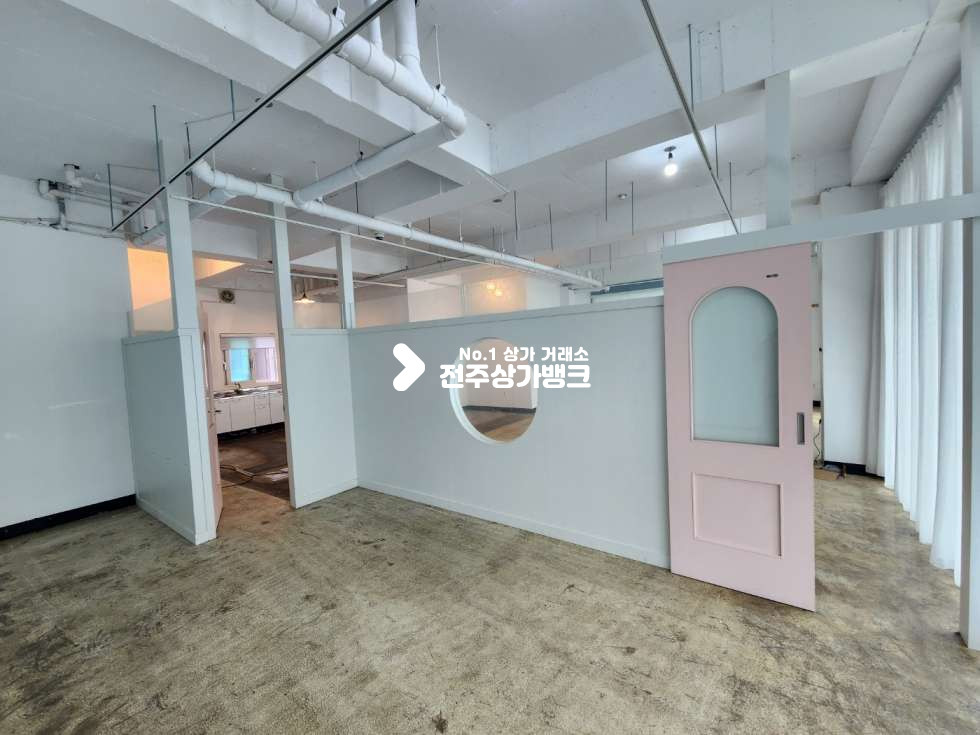 전북 전주덕진구 만성동 JY 만성동 내부 인테리어 공사 완비 , 칸막이 시설 , 천장,바닥시공 완료된 저렴한 빌라상가 즉시입주가능합니다. 월세 매물번호 13024 사진 10