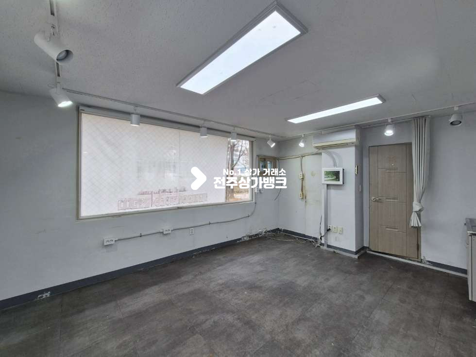 전북 전주완산구 효자동2가 ○효자동 우정청인근 소형상가. 공방,뷰티샵 추천○ 월세 매물번호 16688 사진 1