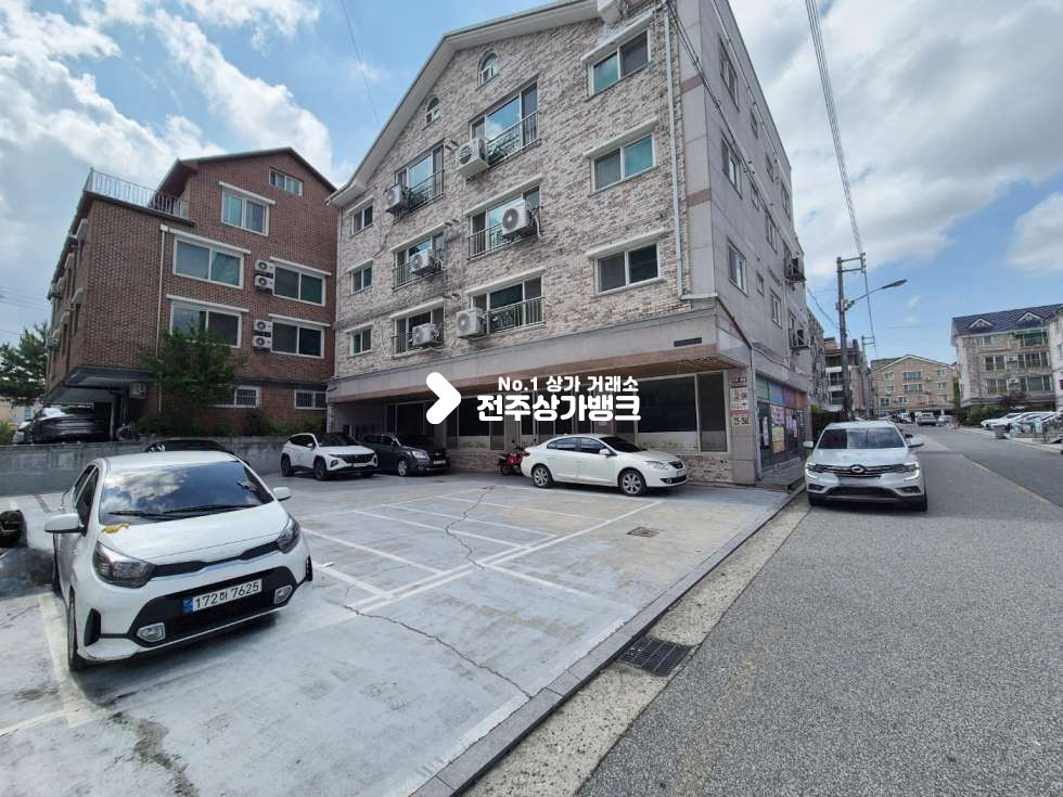 전북 전주완산구 효자동3가 ○효자동 기전중 인근 1층 대형평수상가. 주차장 넓음. ○ 월세 매물번호 16111 사진 7