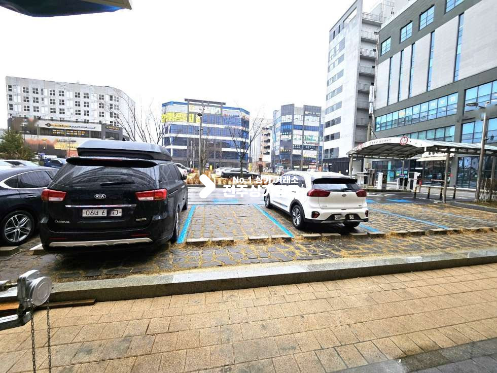 전북 전주덕진구 만성동 만성동 최고급시설 //대형 주차장//무권리협의가능 월세 매물번호 13702 사진 15