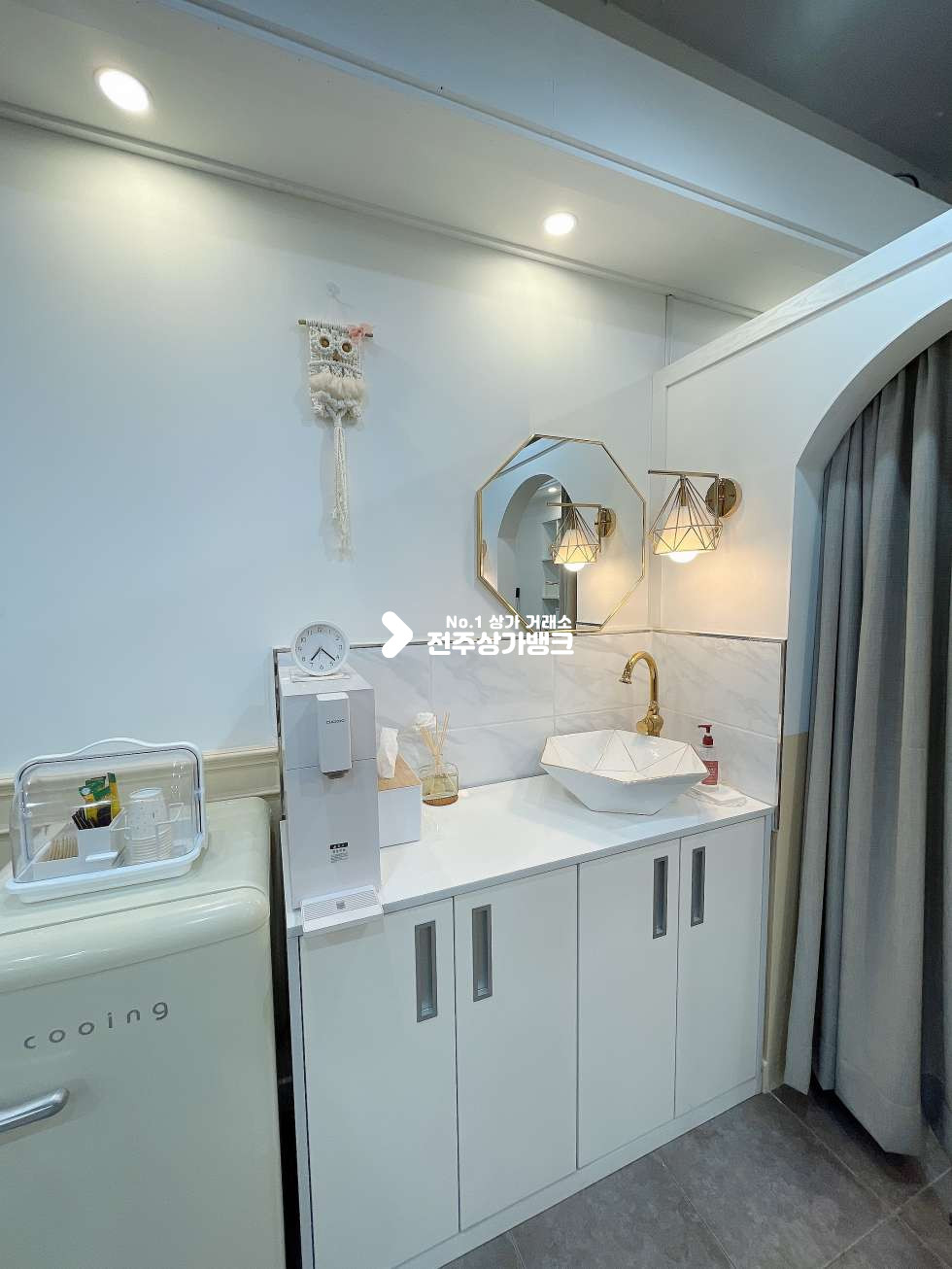 전북 전주완산구 삼천동1가 삼천동1가 저렴한 월세 , 권리금협의가능한 미용상가 협의입주가능 월세 매물번호 16702 사진 5