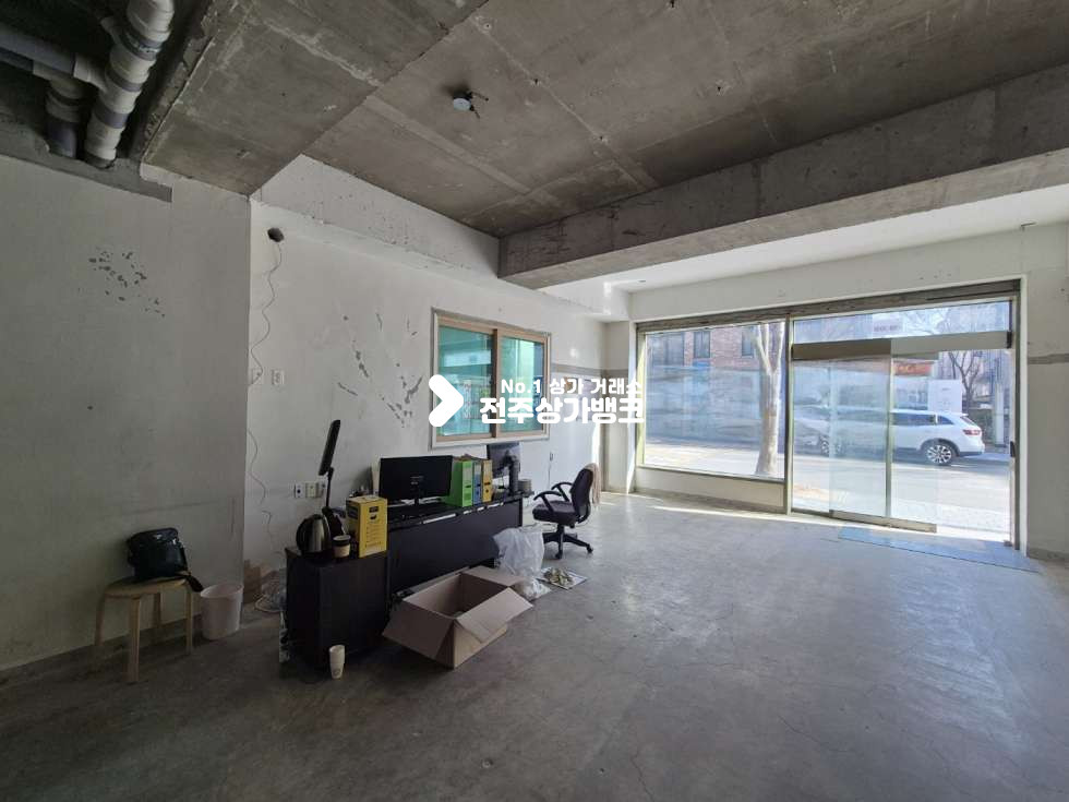 전북 전주완산구 효자동3가 ○효자동 문학초 인근 도로가 상가. 판매점 추천!○ 월세 매물번호 16706 사진 2