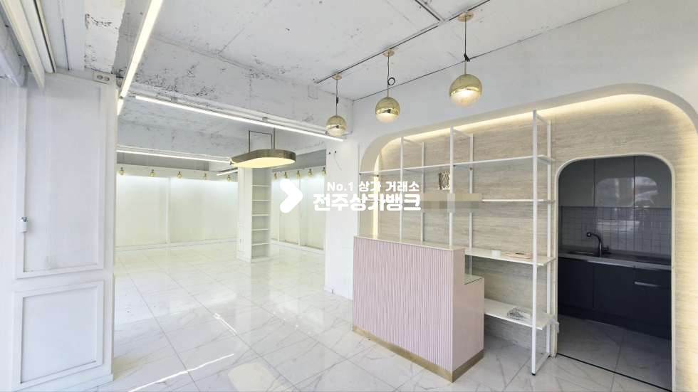 전북 전주덕진구 송천동1가 송천동 대로변 인테리어깔끔한 판매점 강력추천 ! 즉시입주가능 월세 매물번호 16710 사진 1