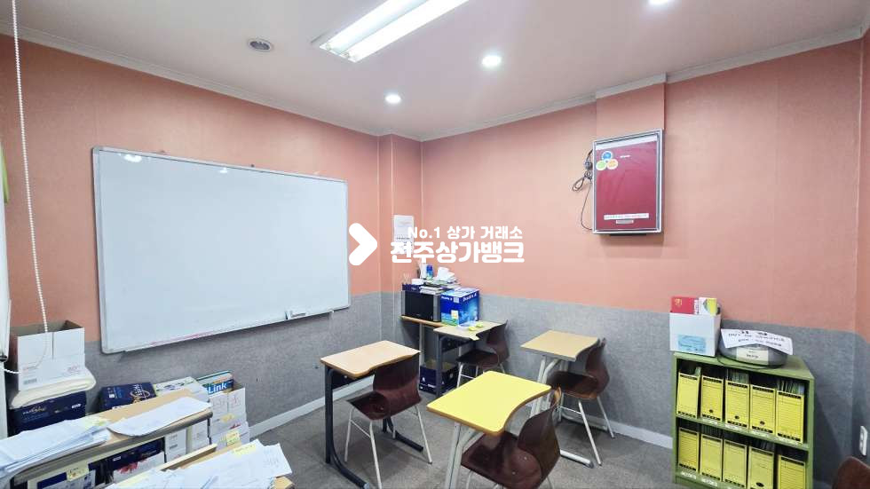 전북 전주완산구 중화산동2가 중화산동 아파트앞부근 학원가에위치한 학원상가 7개룸 무권리금 ! 즉시입주가능 월세 매물번호 16734 사진 3