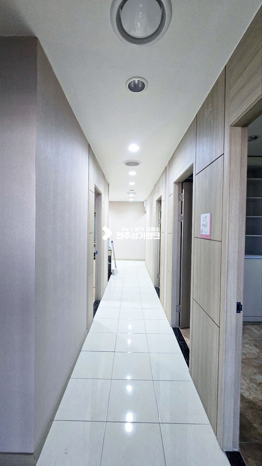 전북 전주완산구 효자동3가 효자동3가 신시가지 룸시설 , 샤워시설 사용가능 깔끔인테리어! 즉시입주가능 월세 매물번호 16735 사진 3
