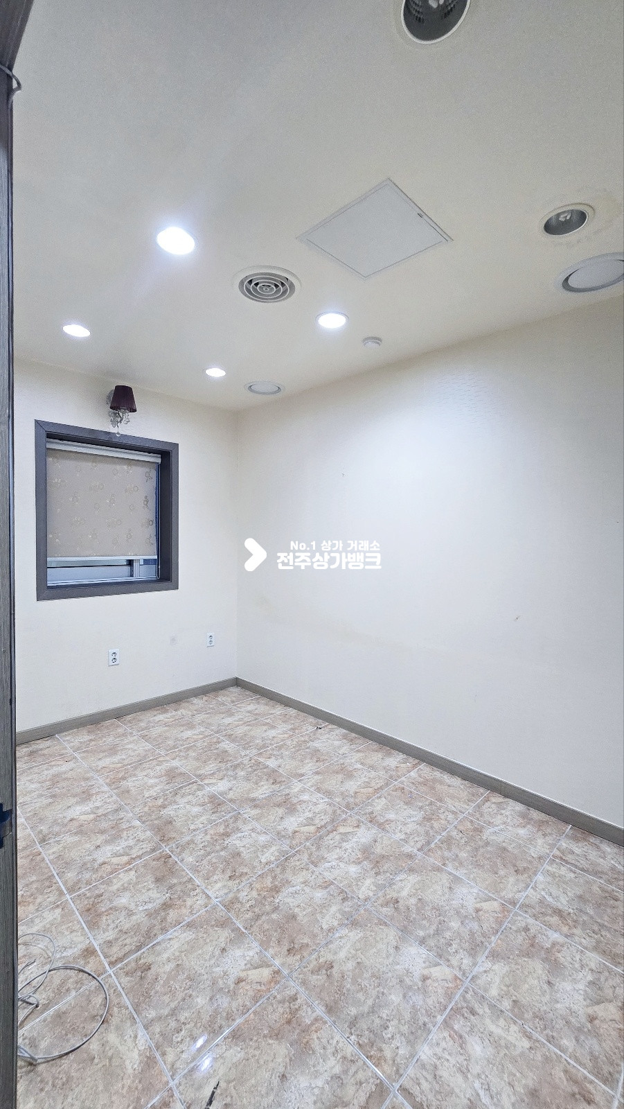 전북 전주완산구 효자동3가 효자동3가 신시가지 룸시설 , 샤워시설 사용가능 깔끔인테리어! 즉시입주가능 월세 매물번호 16735 사진 12