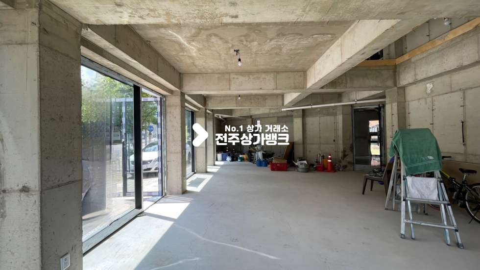 전북 전주완산구 서서학동 ★대로변1층★카페★강력추천드립니다~~~★(1,2층으로 사용가능해요) 월세 매물번호 13097 사진 4