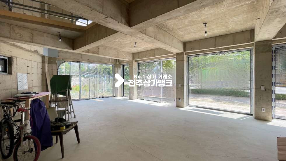 전북 전주완산구 서서학동 ★대로변1층★카페★강력추천드립니다~~~★(1,2층으로 사용가능해요) 월세 매물번호 13097 사진 5