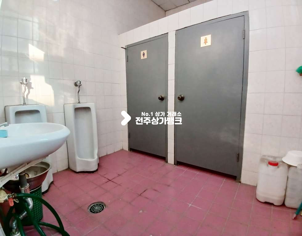 전북 전주완산구 중화산동2가 중산초 부근. 저렴한 대형 사무실상가 월세 매물번호 16791 사진 10