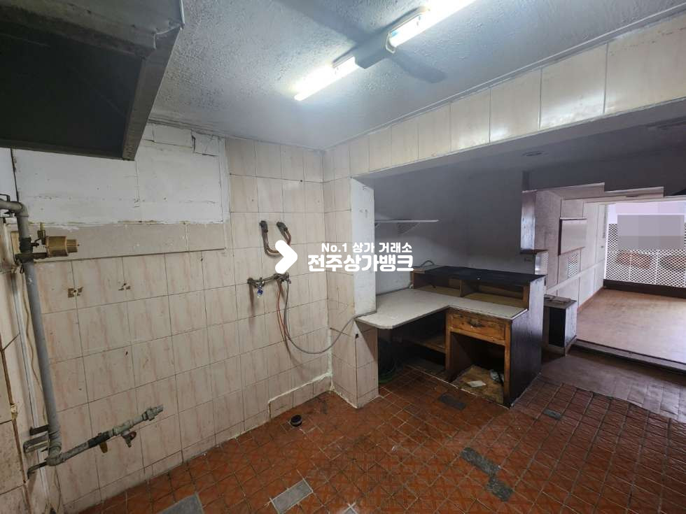 전북 전주덕진구 금암동 JY 금암동 1층 초저렴한 상가 18평 즉시입주 가능합니다. 월세 매물번호 13006 사진 6