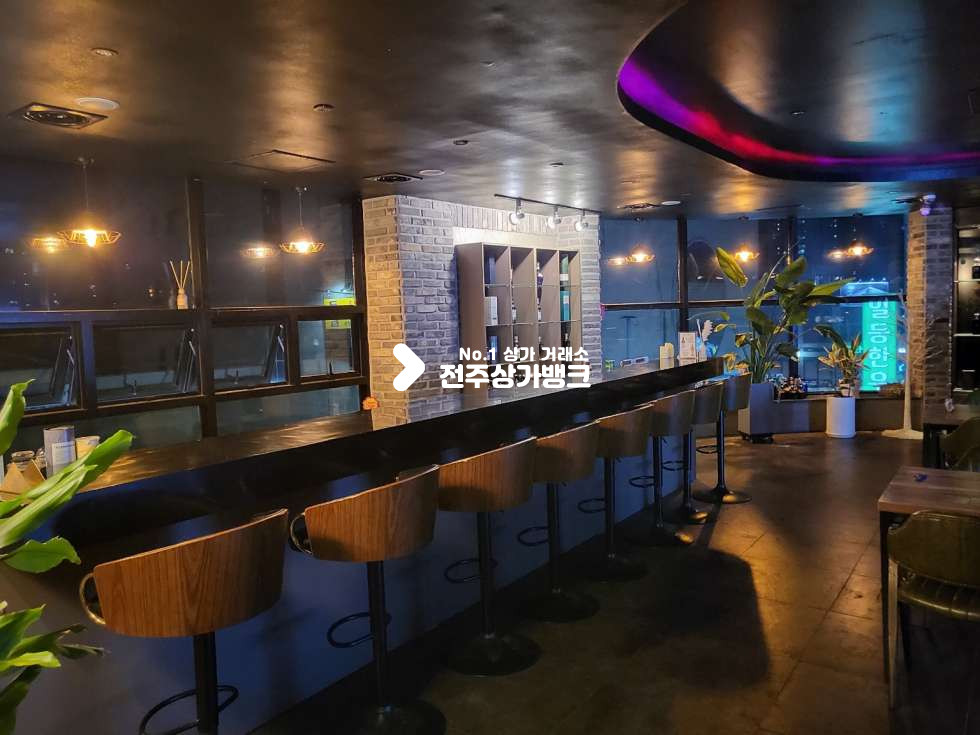 전북 전주완산구 중화산동2가 모던한분위기의 중화산동빠 시설완벽 권리금협의가능 협의입주가능 월세 매물번호 14896 사진 1