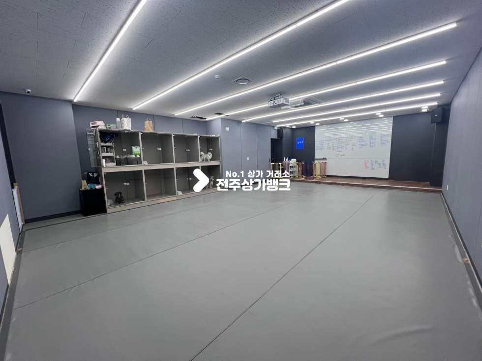 전북 전주완산구 효자동3가 효자동 신시가지 애견유치원 양도양수 , 옥상까지 사용가능 ! 월세 매물번호 16848 사진 14