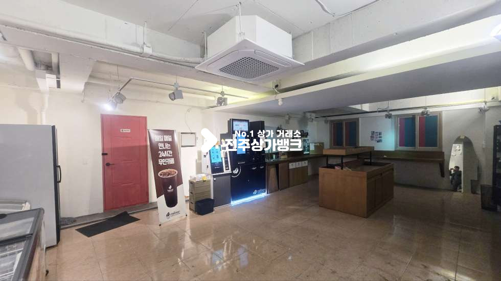 전북 전주완산구 효자동3가 문학초인근 인테리어깔끔한 1층상가 저렴함 월세 즉시입주가능 월세 매물번호 16828 사진 2