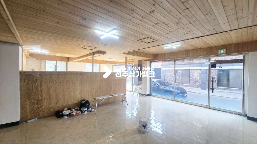 전북 전주덕진구 산정동 산정동 1층 사무실자리로 강력추천 내부룸시설 잘되어있음 주차 편리 즉시입주가능 월세 매물번호 16883 사진 7