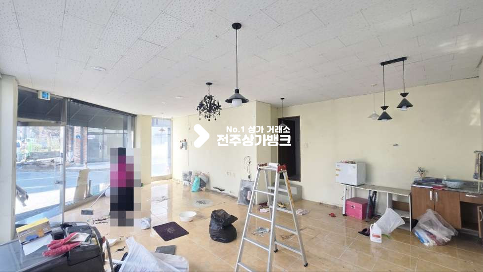 전북 전주덕진구 인후동1가 인후동1가 저렴한가격으로 미용상가 창업 ! 즉시입주가능 월세 매물번호 16885 사진 3