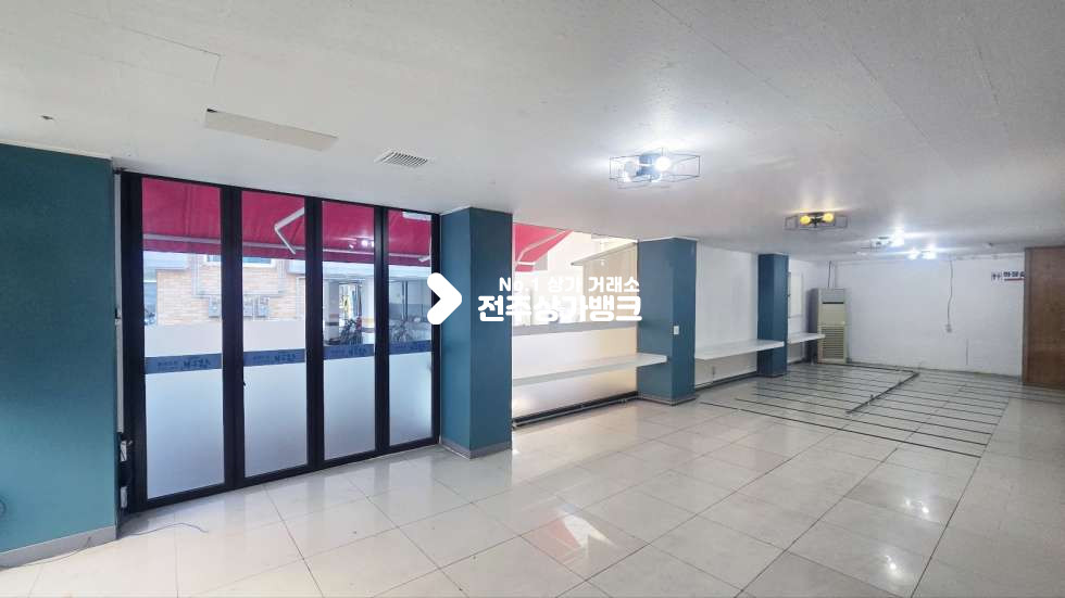 전북 전주덕진구 우아동2가 우아동2가 , 폴딩도어, lpg가스시설 , 테라스 있는 음식점 상가 월세 매물번호 16886 사진 2
