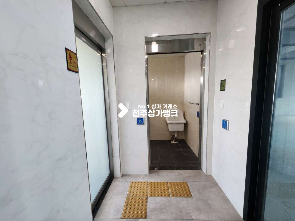 전북 전주완산구 효자동2가 신시가지 대형 사무실 추천. 룸있음. 넓고 깔끔함 월세 매물번호 16898 사진 8