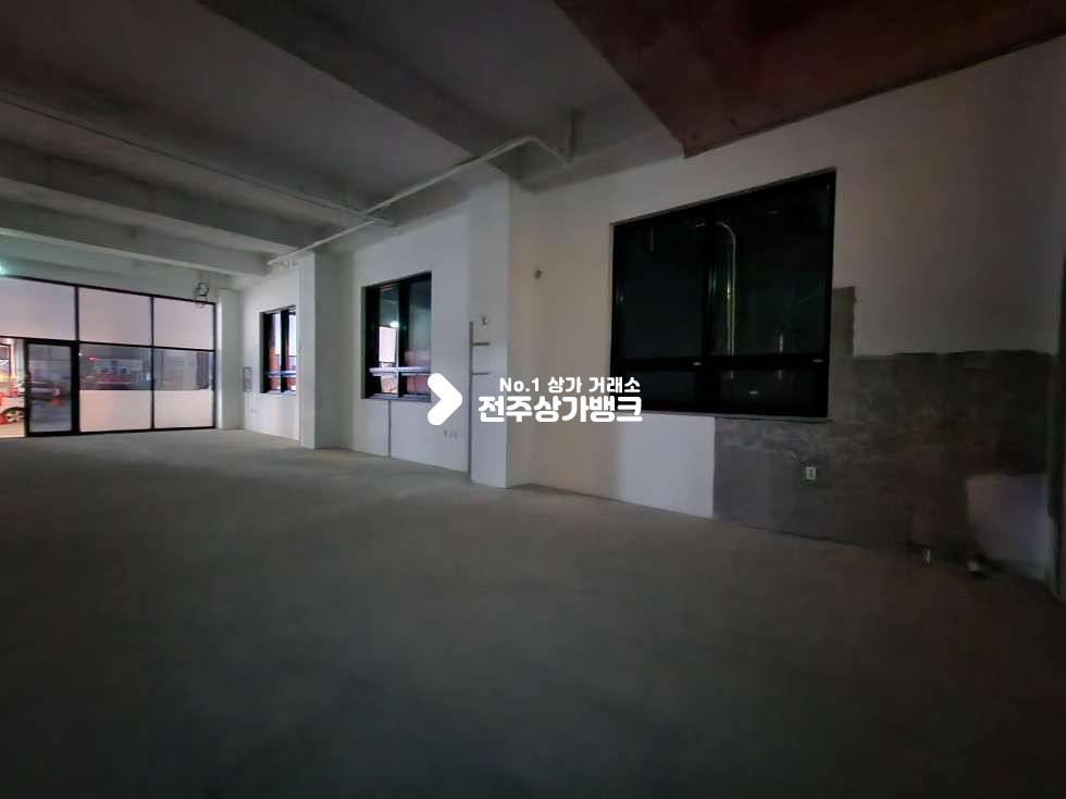 전북 전주완산구 효자동2가 신시가지내 빌딩 1층상가. 유동인구 있는편. 월세 매물번호 16913 사진 6