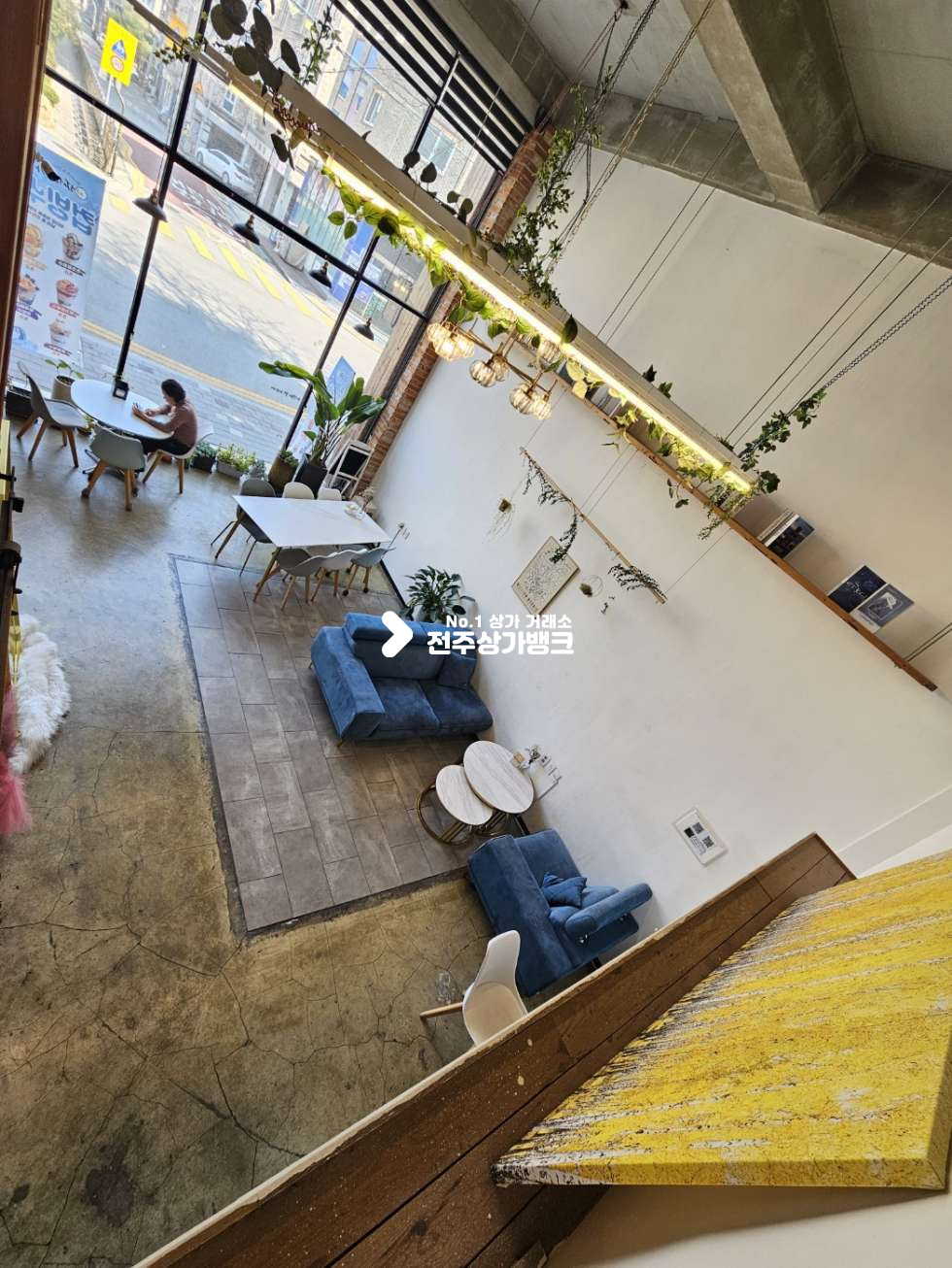 전북 전주완산구 효자동3가 ●25평●복층구조●권리금있음●사진찍는기계● 월세 매물번호 16916 사진 5