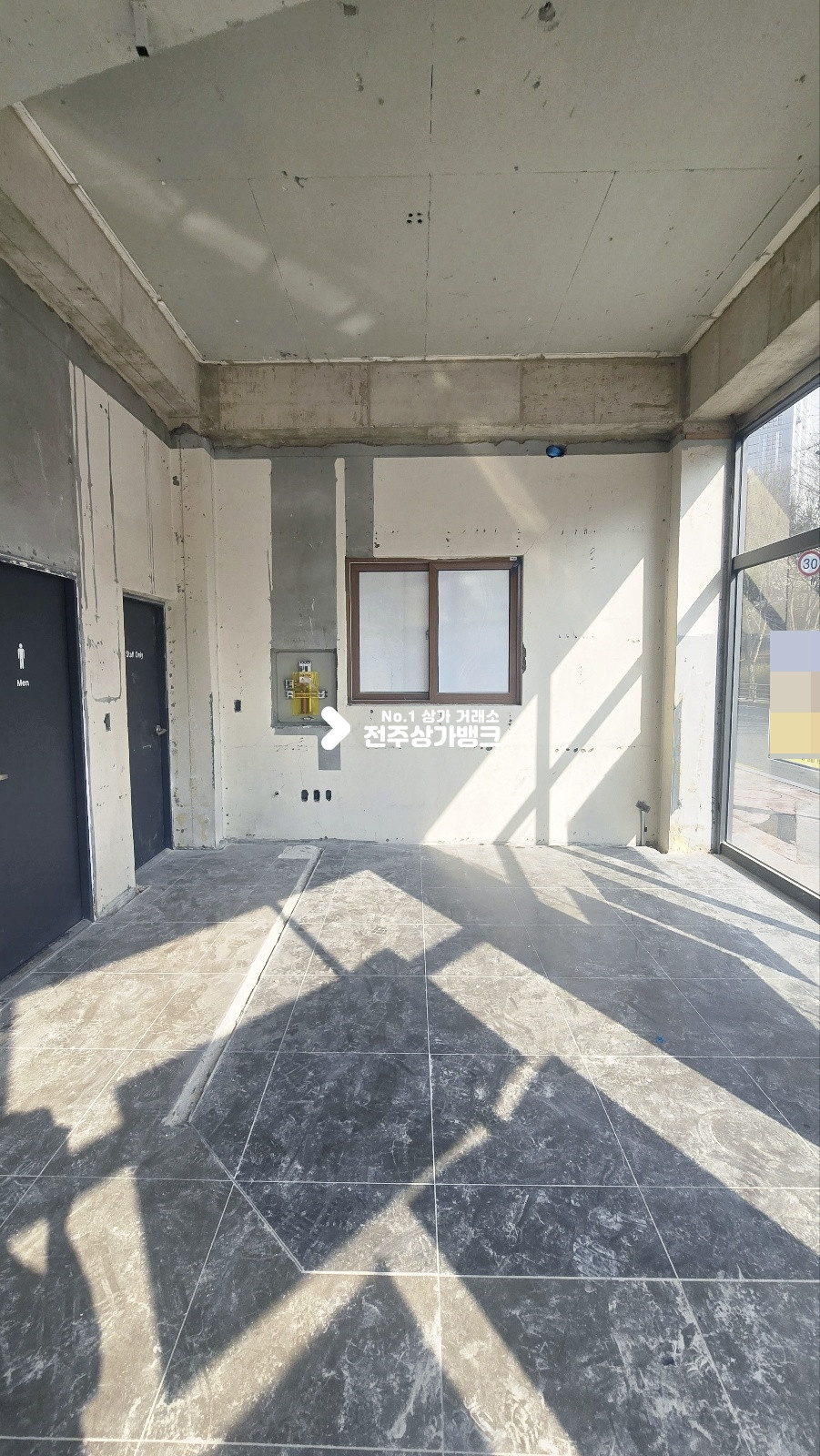 전북 전주완산구 효자동3가 효자동 평생교육원부근 코너 상가 분할도 가능 즉시입주가능 월세 매물번호 16924 사진 5