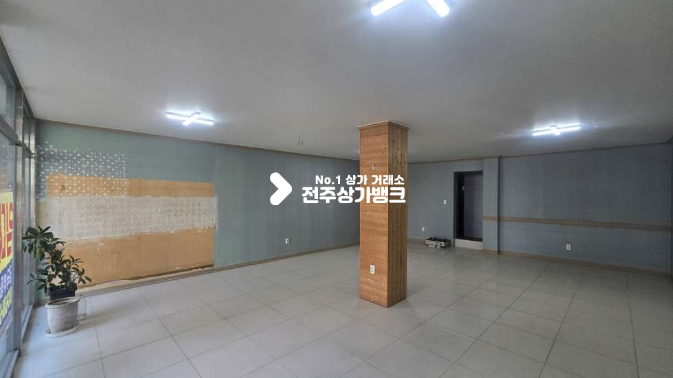 전북 전주완산구 삼천동1가 삼천동 내부깔끔 상하차 편리한 1층상가 즉시사용가능 ! 월세 매물번호 16927 사진 1