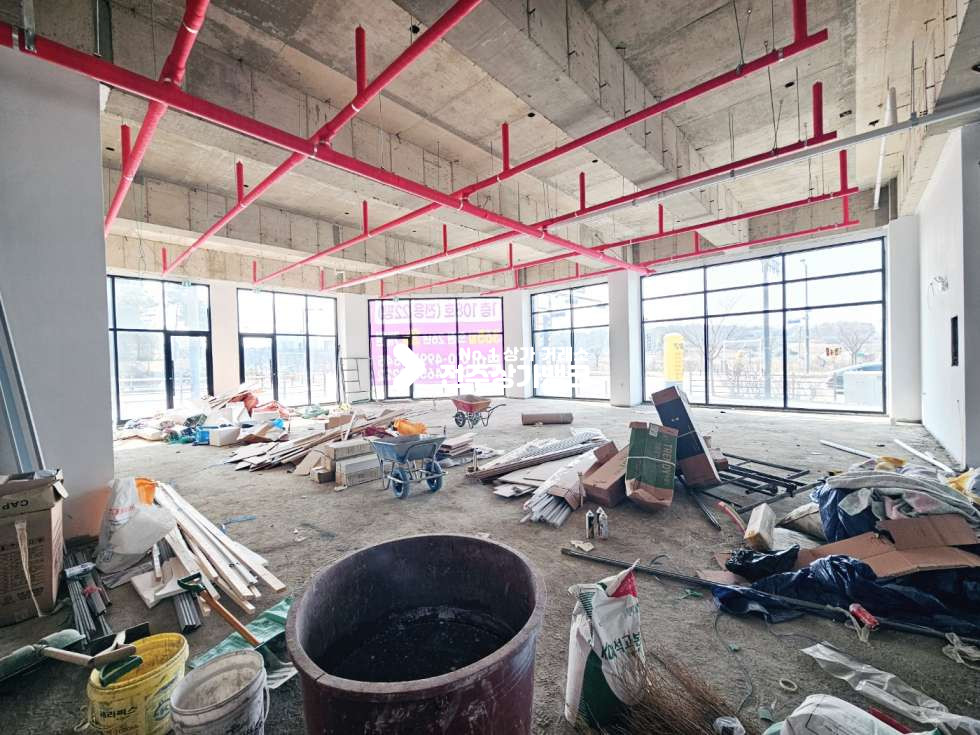 전북 전주덕진구 만성동 ●코너건물●1년렌탈프리●브런치카페,커피숍원함●병원,헬스장입점완료● 월세 매물번호 16918 사진 1