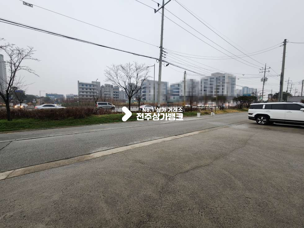 전북 전주덕진구 만성동 만성동 제일풍경채 부근. 대로변 1층상가. 주차장 넓고 자리많음. 사무실 추천 월세 매물번호 16935 사진 7